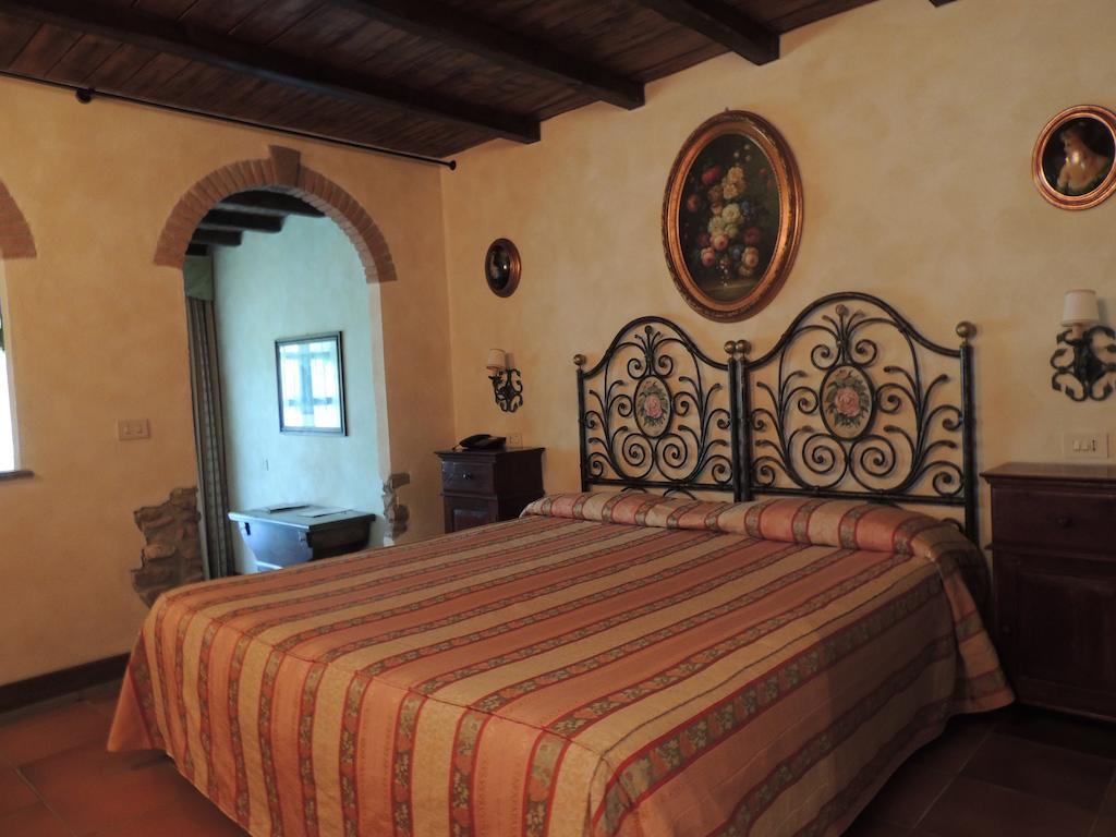 Country Relais I Due Laghi Βίλα Anguillara Sabazia Δωμάτιο φωτογραφία