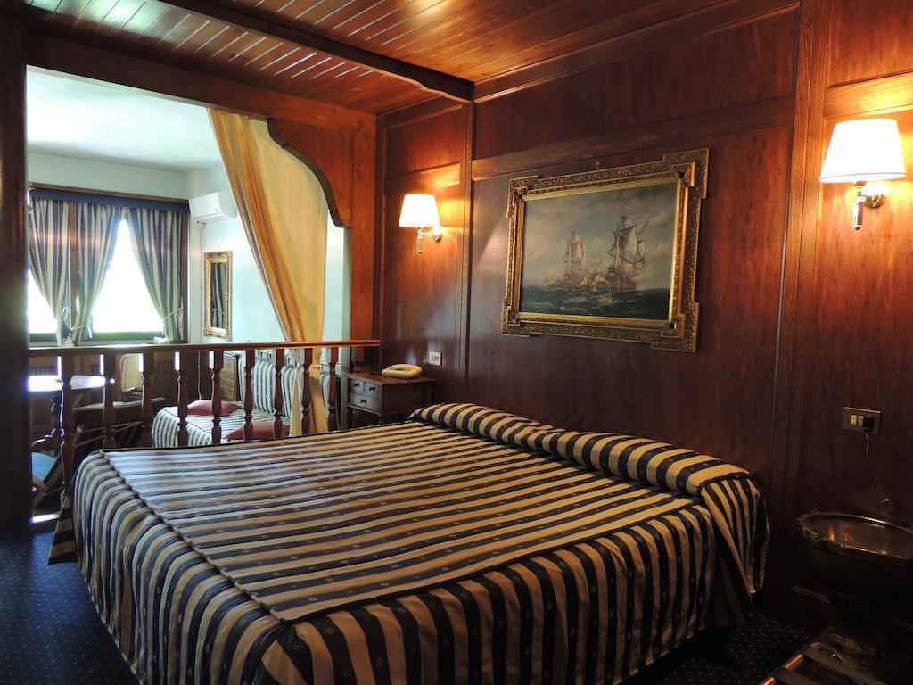 Country Relais I Due Laghi Βίλα Anguillara Sabazia Δωμάτιο φωτογραφία