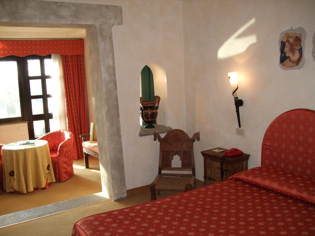 Country Relais I Due Laghi Βίλα Anguillara Sabazia Δωμάτιο φωτογραφία